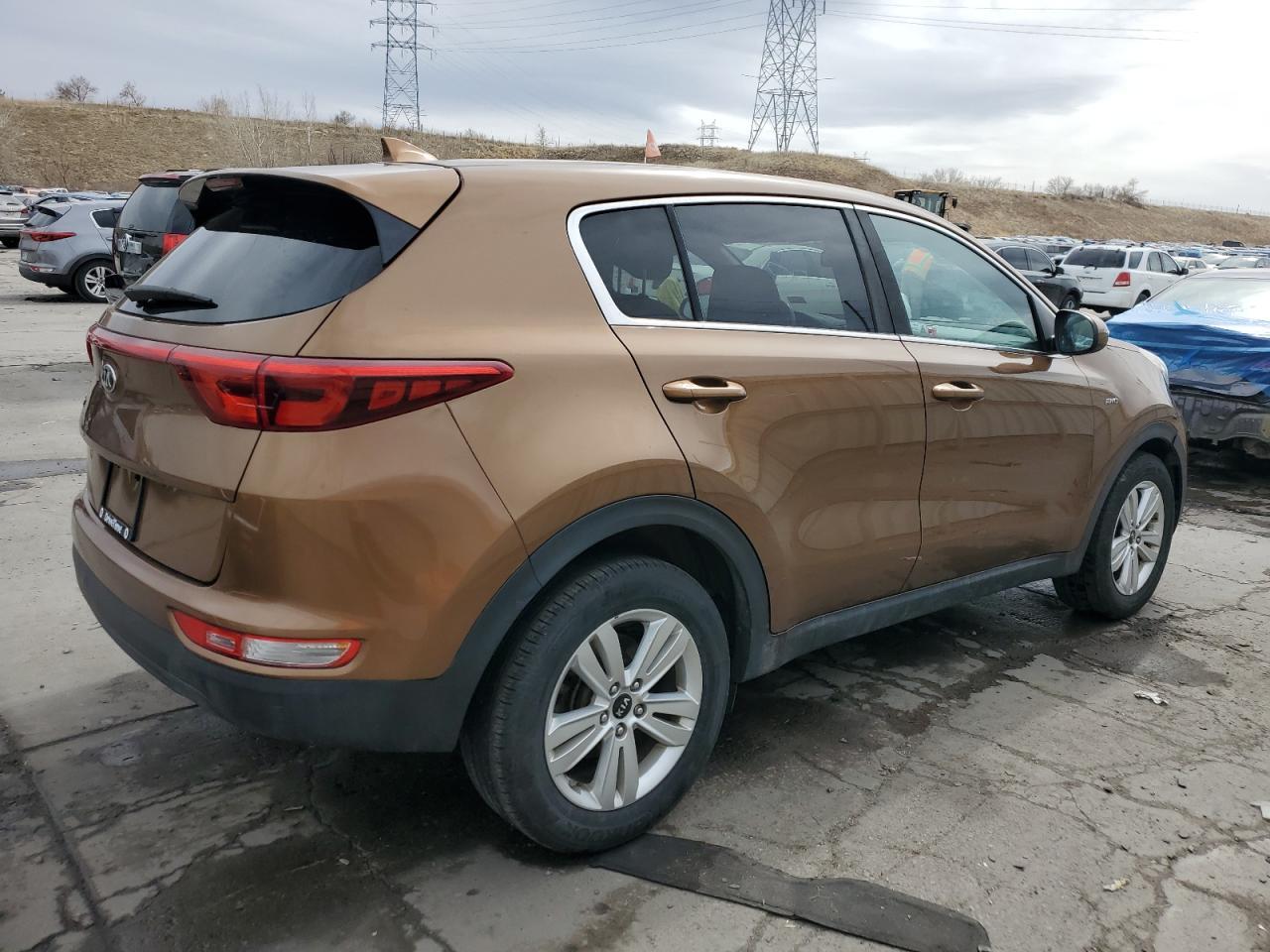 2017 KIA SPORTAGE L - Image 3