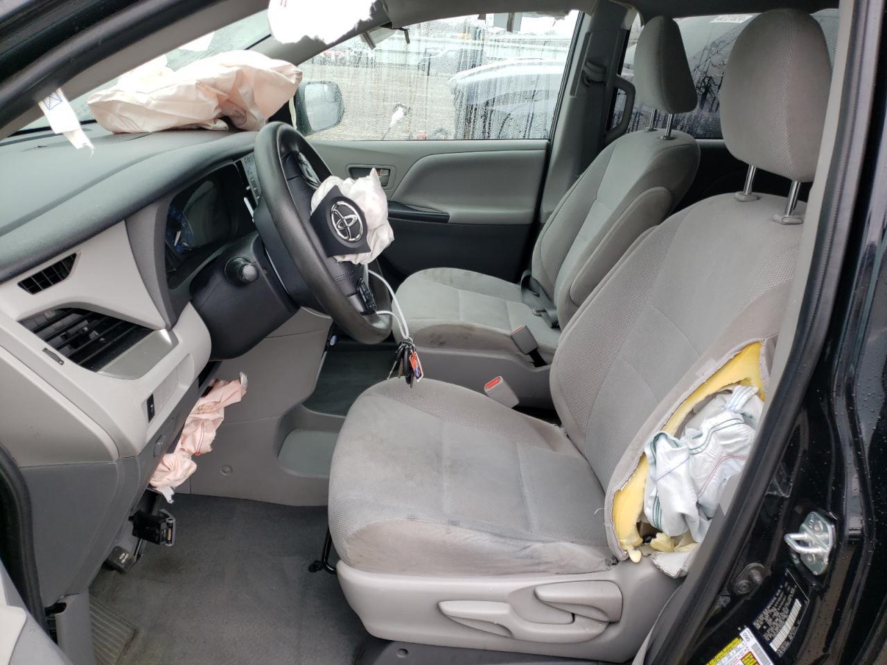 2020 TOYOTA SIENNA L - Image 7