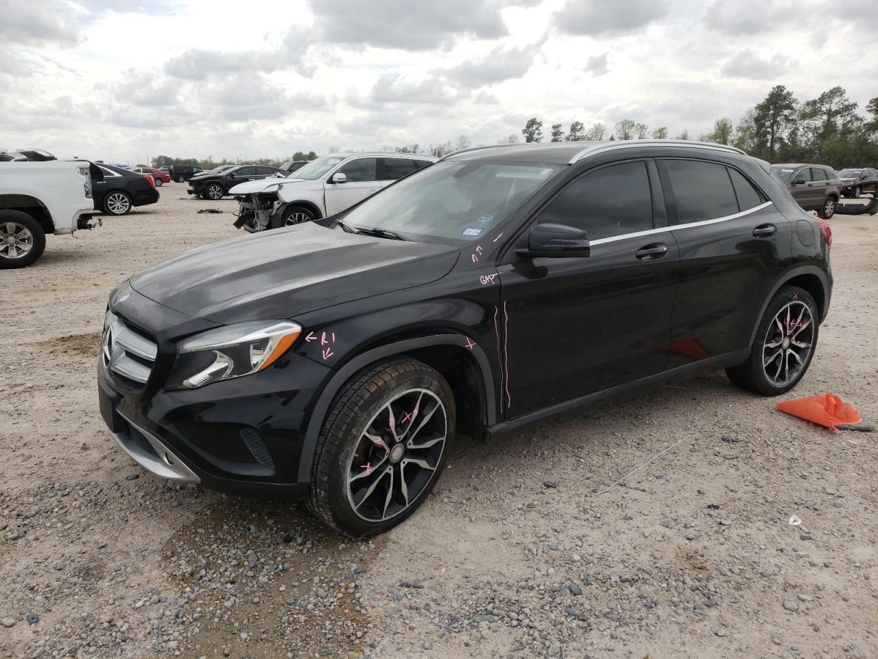 2015 MERCEDES-BENZ GLA 250 car image