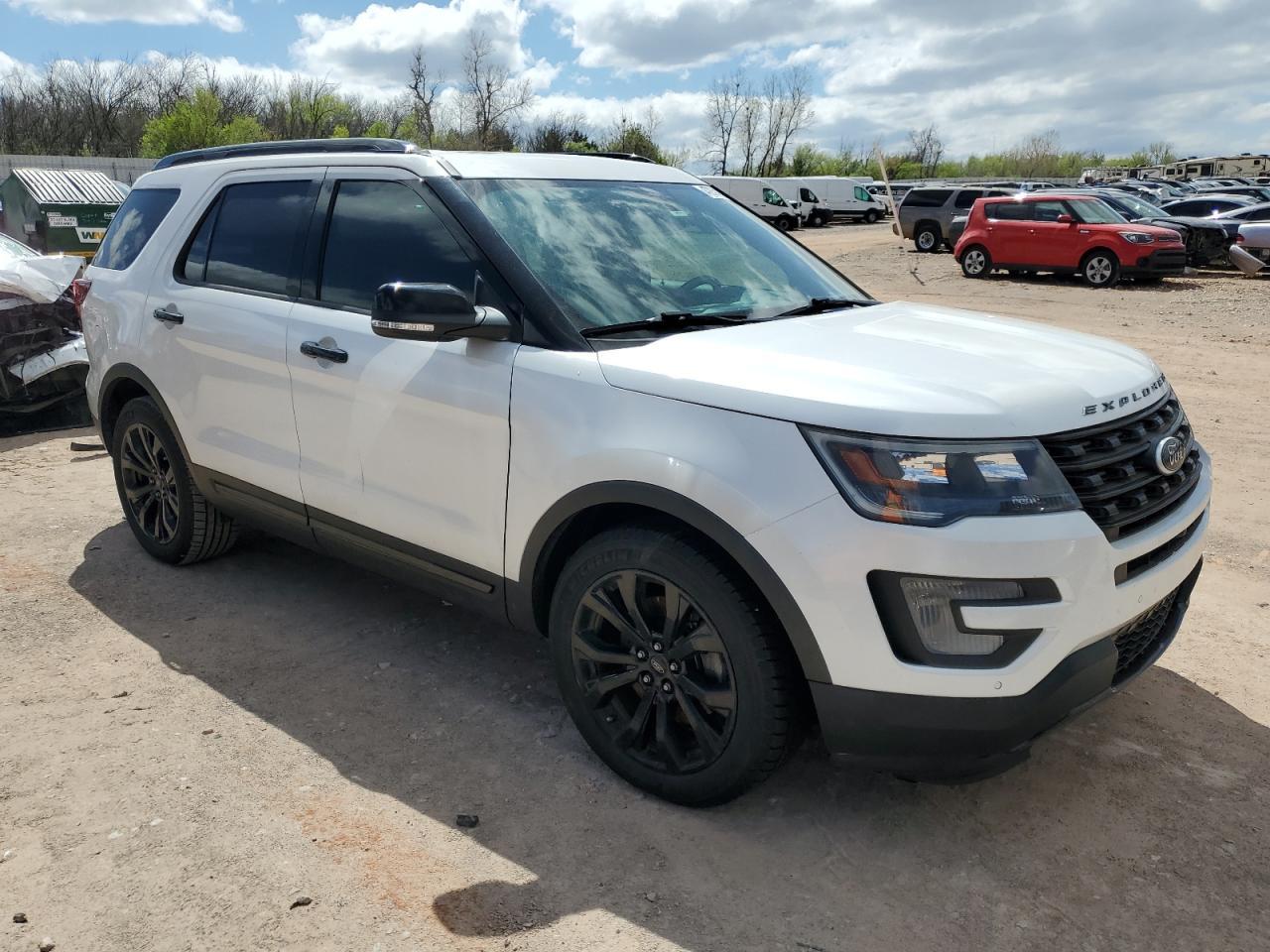 2017 FORD EXPLORER S - Image 4