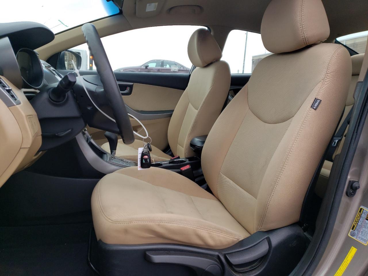 2013 HYUNDAI ELANTRA GL - Image 7