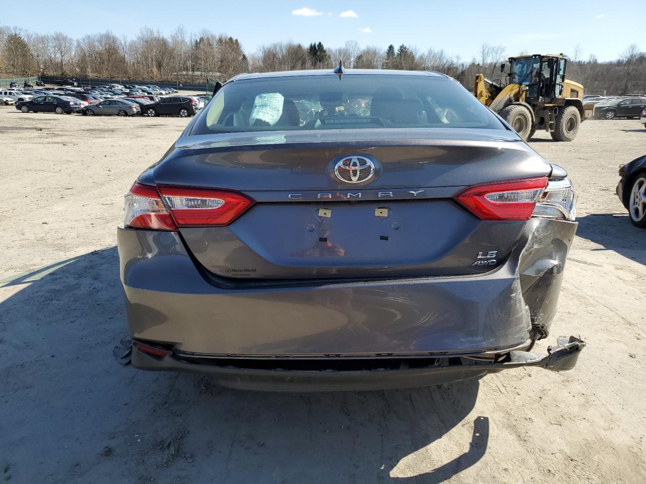 2020 TOYOTA CAMRY LE - Image 6