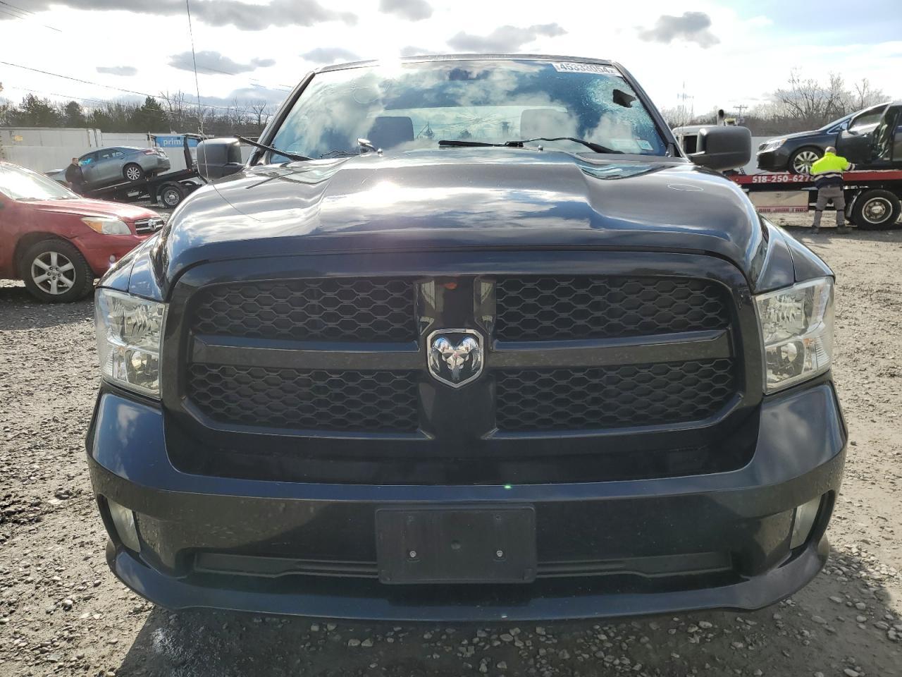 2015 RAM 1500 ST - Image 5