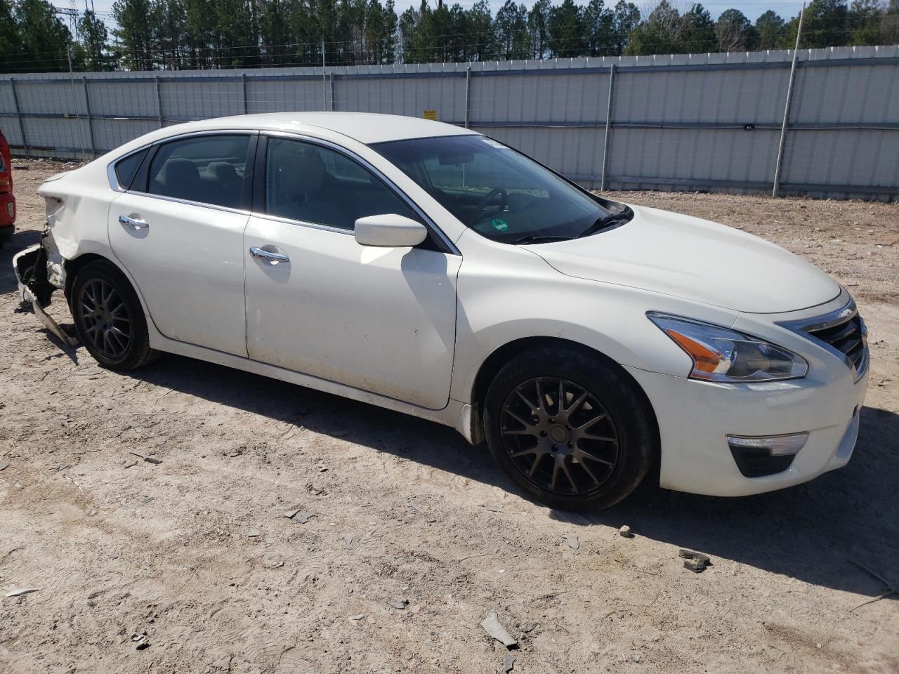 2015 NISSAN ALTIMA 2.5 - Image 4