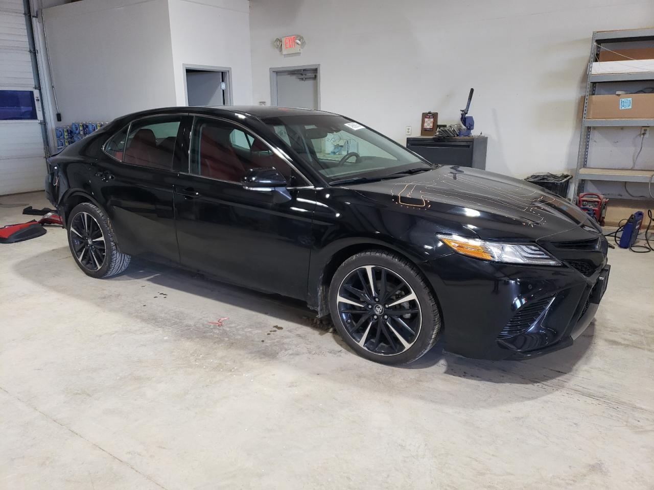 2018 TOYOTA CAMRY XSE - Фото 4