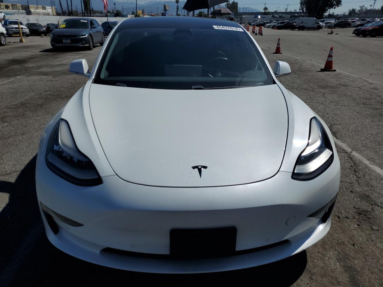 2019 TESLA MODEL 3 - Image 5