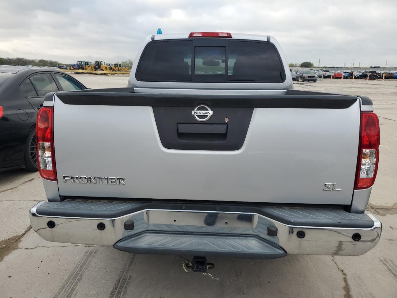 2019 NISSAN FRONTIER S - Фото 6