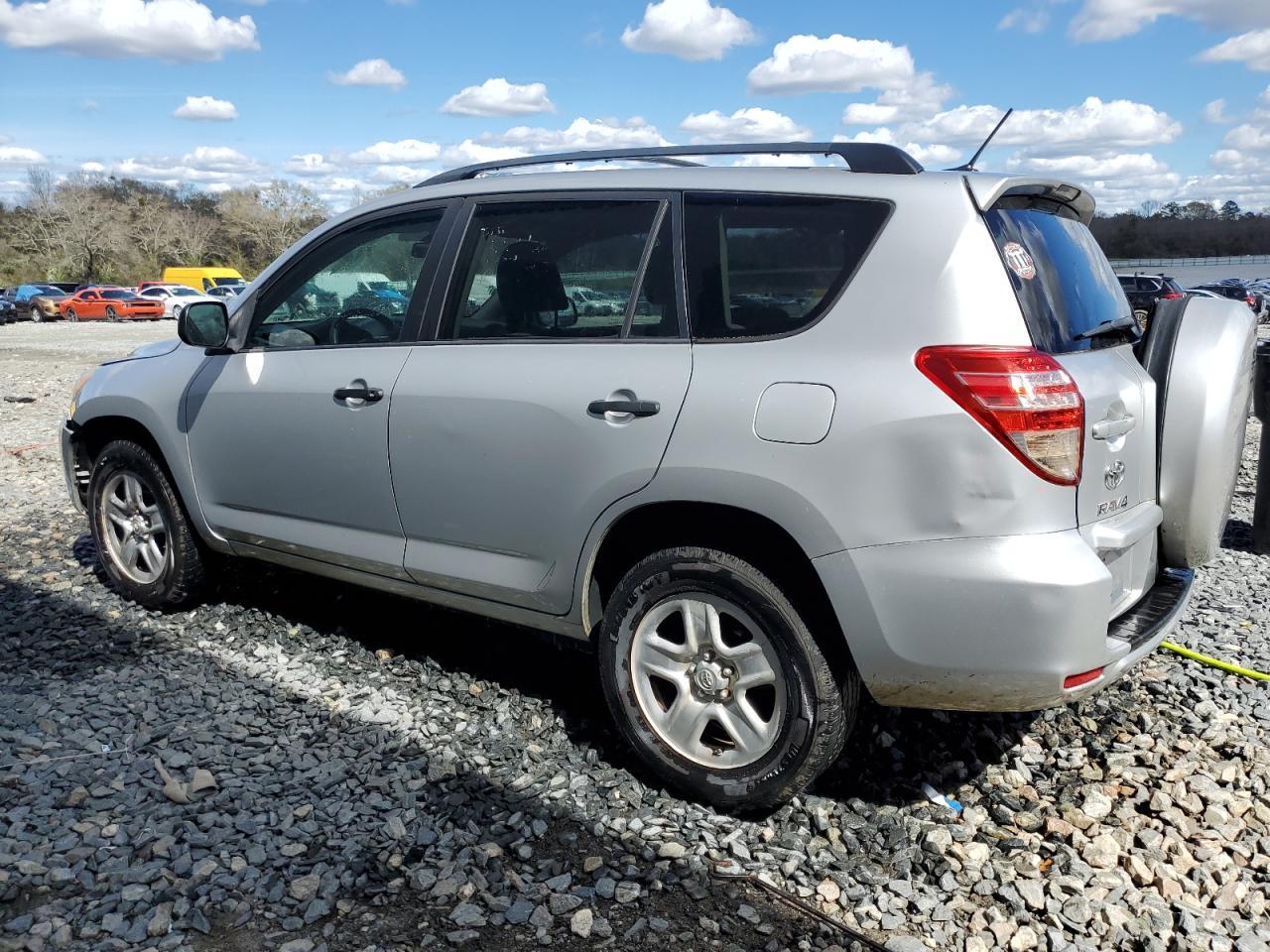 2011 TOYOTA RAV4 - Image 2