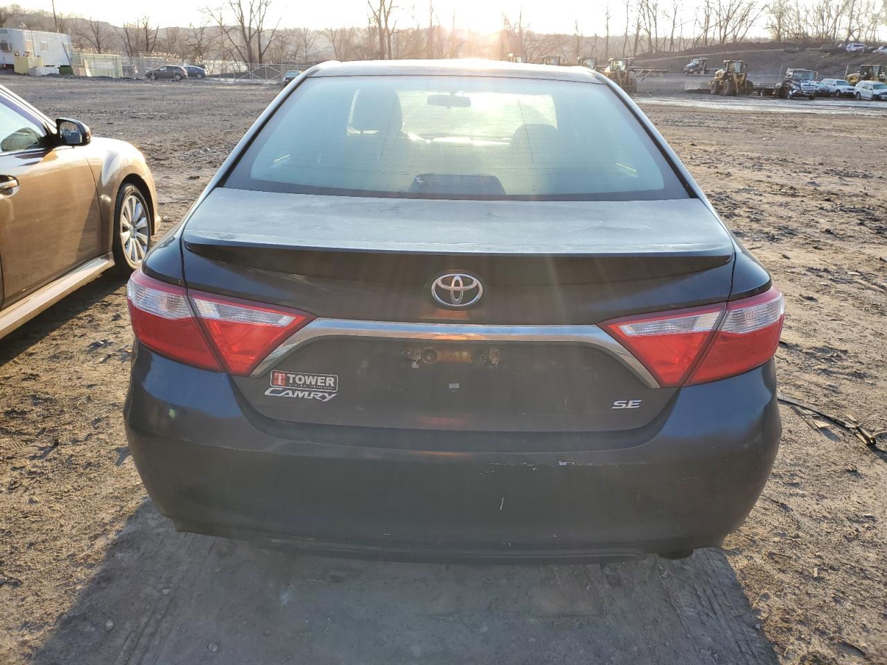 2017 TOYOTA CAMRY LE - Фото 6