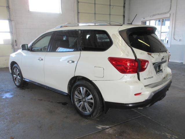 2018 Nissan Pathfinder S - Image 4