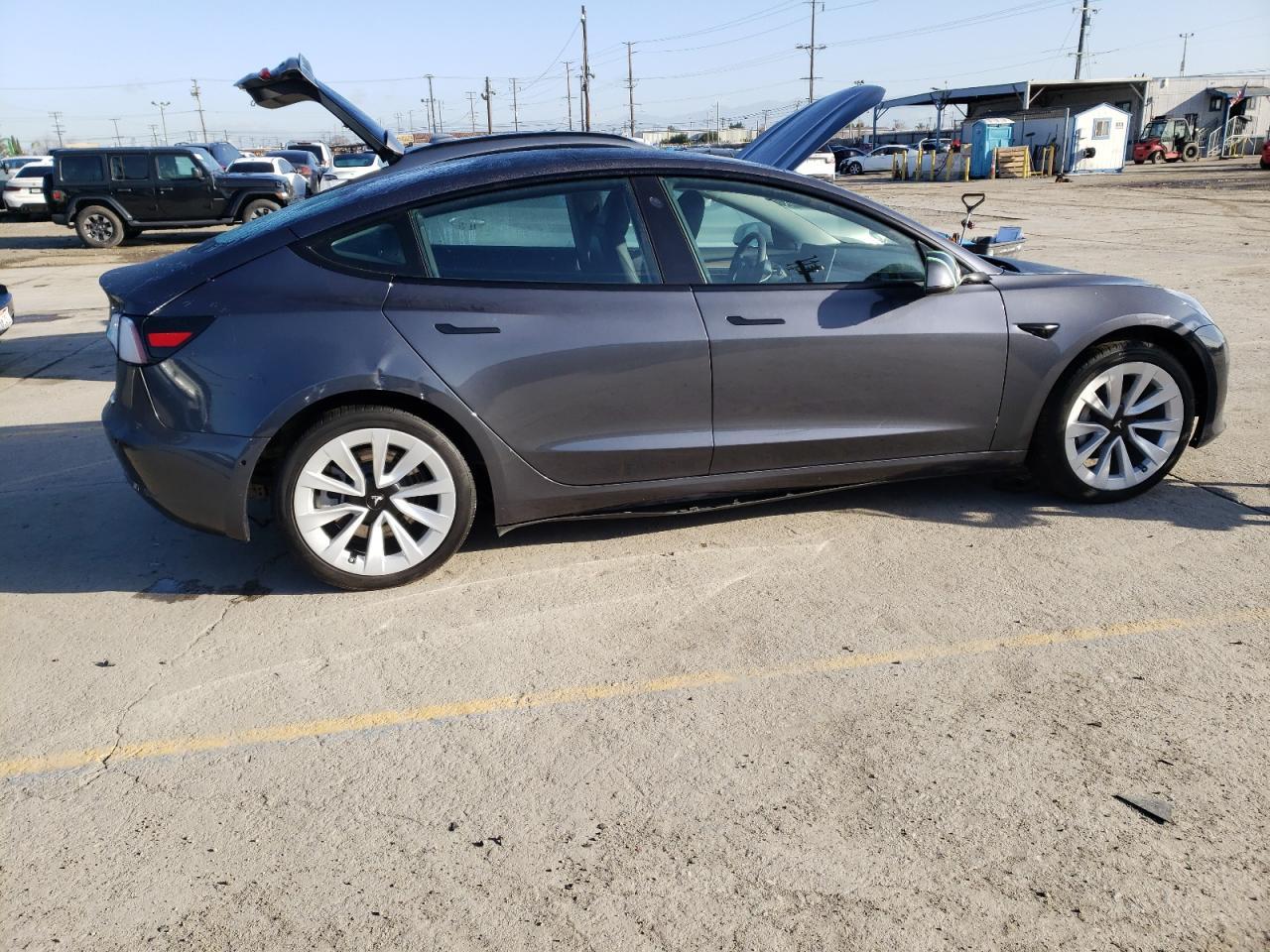 2023 TESLA MODEL 3 - Image 3