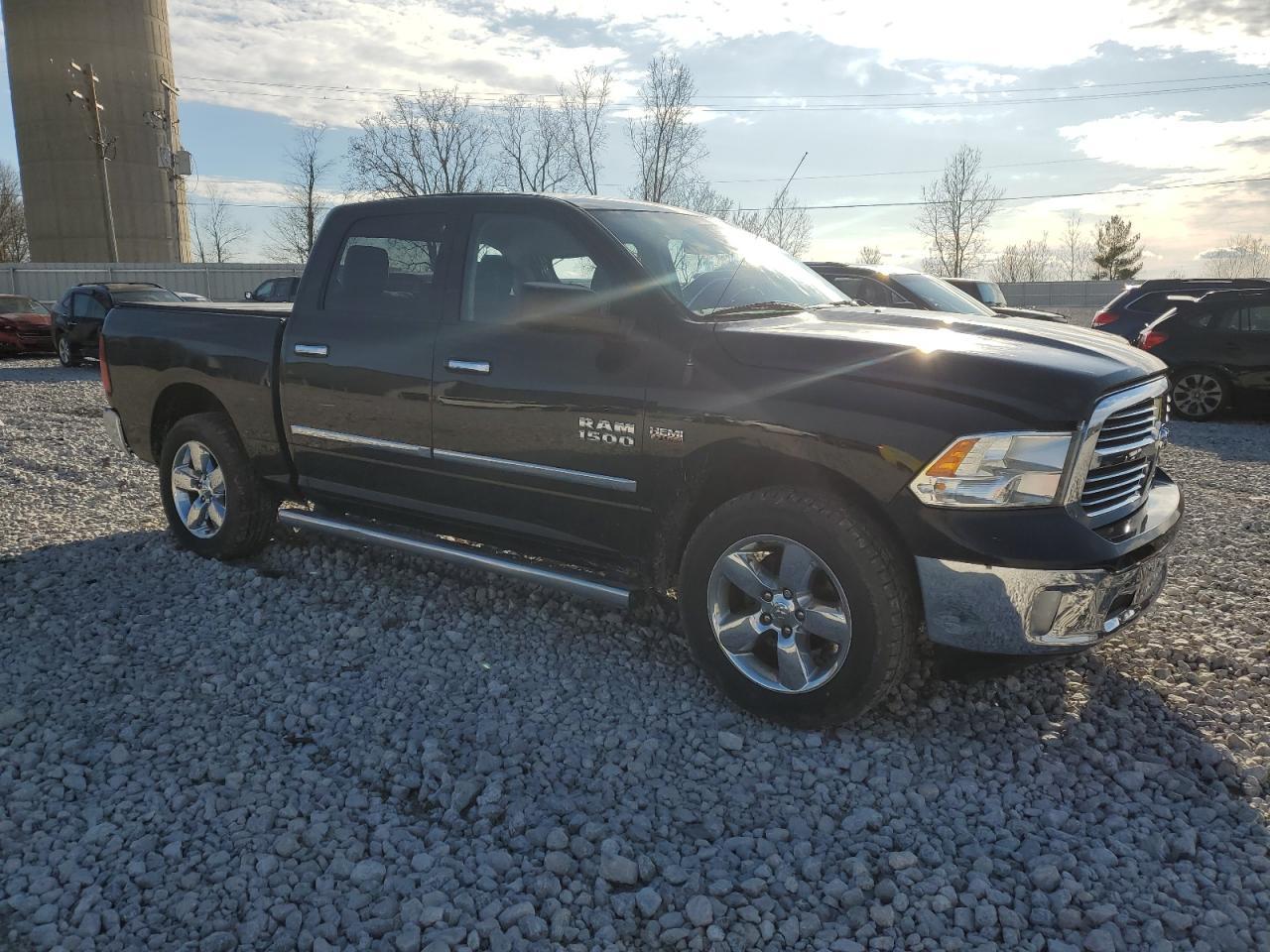 2014 RAM 1500 SLT - Image 4