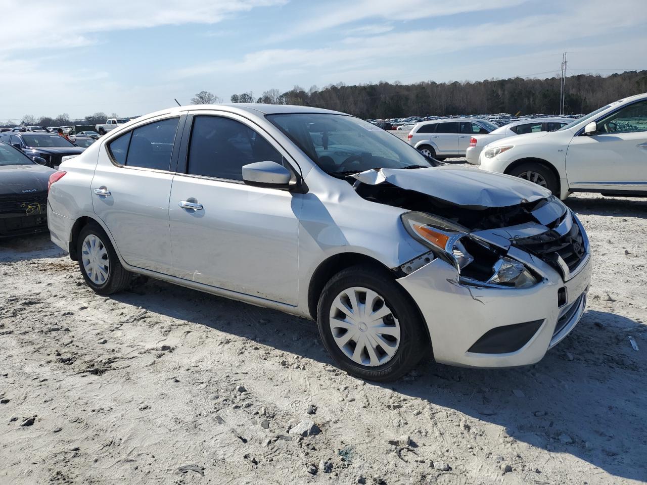 2016 NISSAN VERSA S - Фото 4