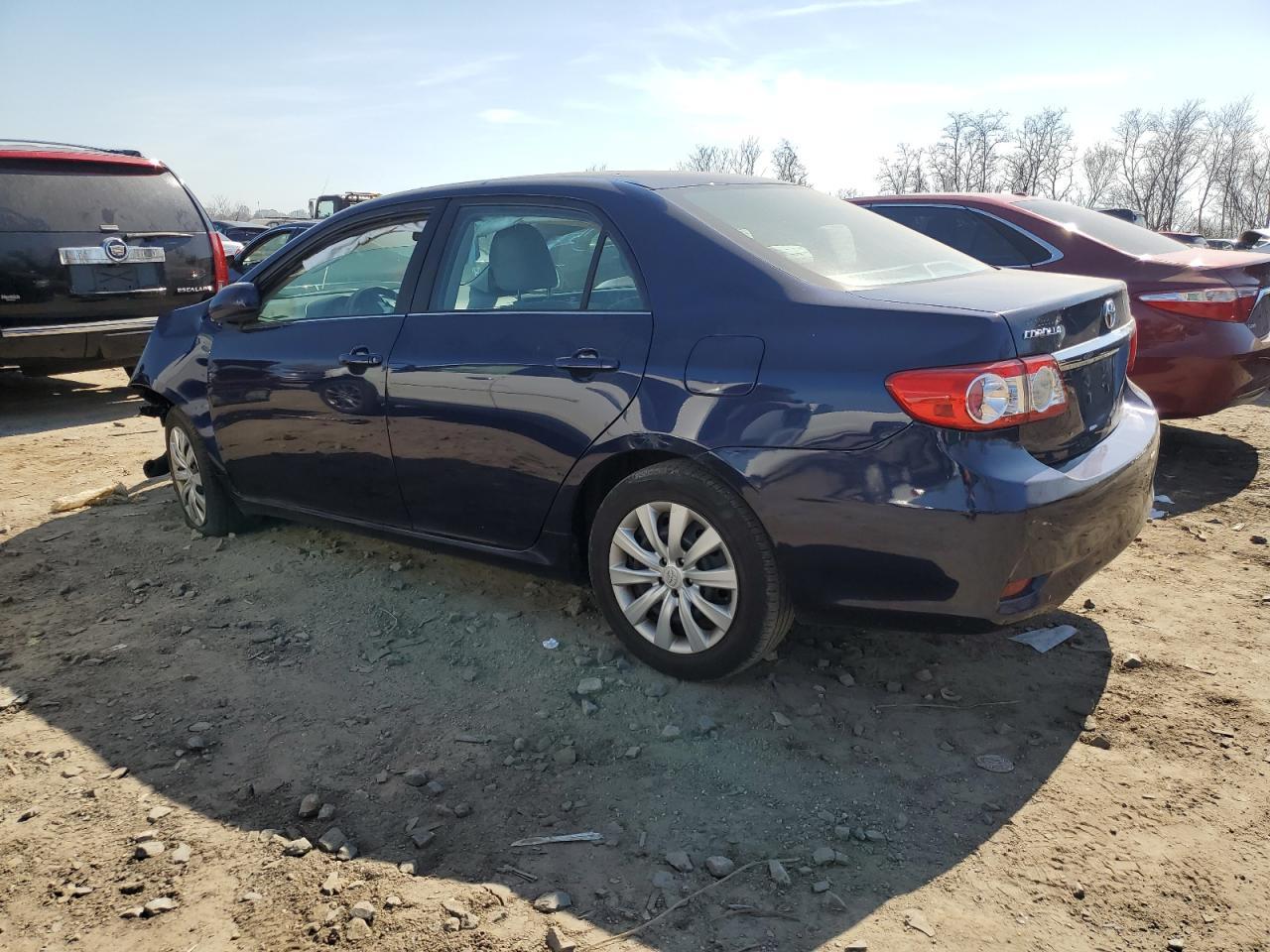 2013 TOYOTA COROLLA BA - Фото 2