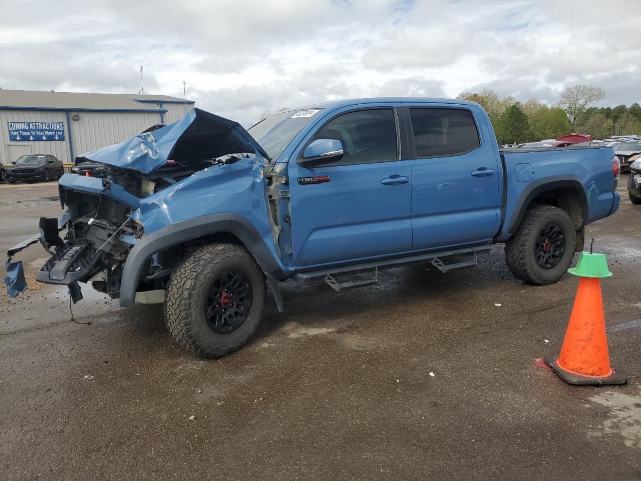 2018 TOYOTA TACOMA DOU car image