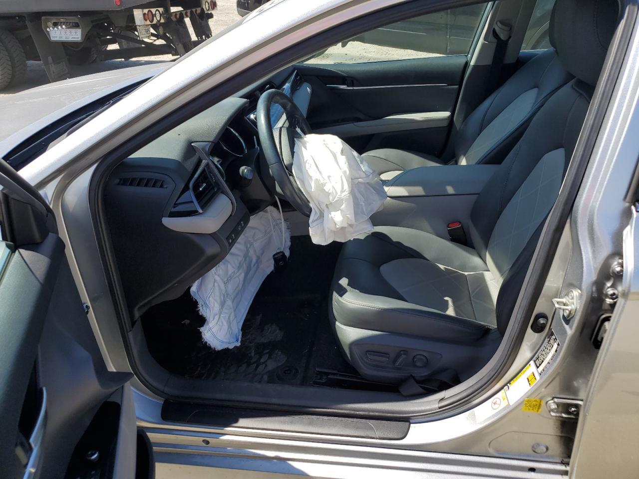 2019 TOYOTA CAMRY L - Image 7