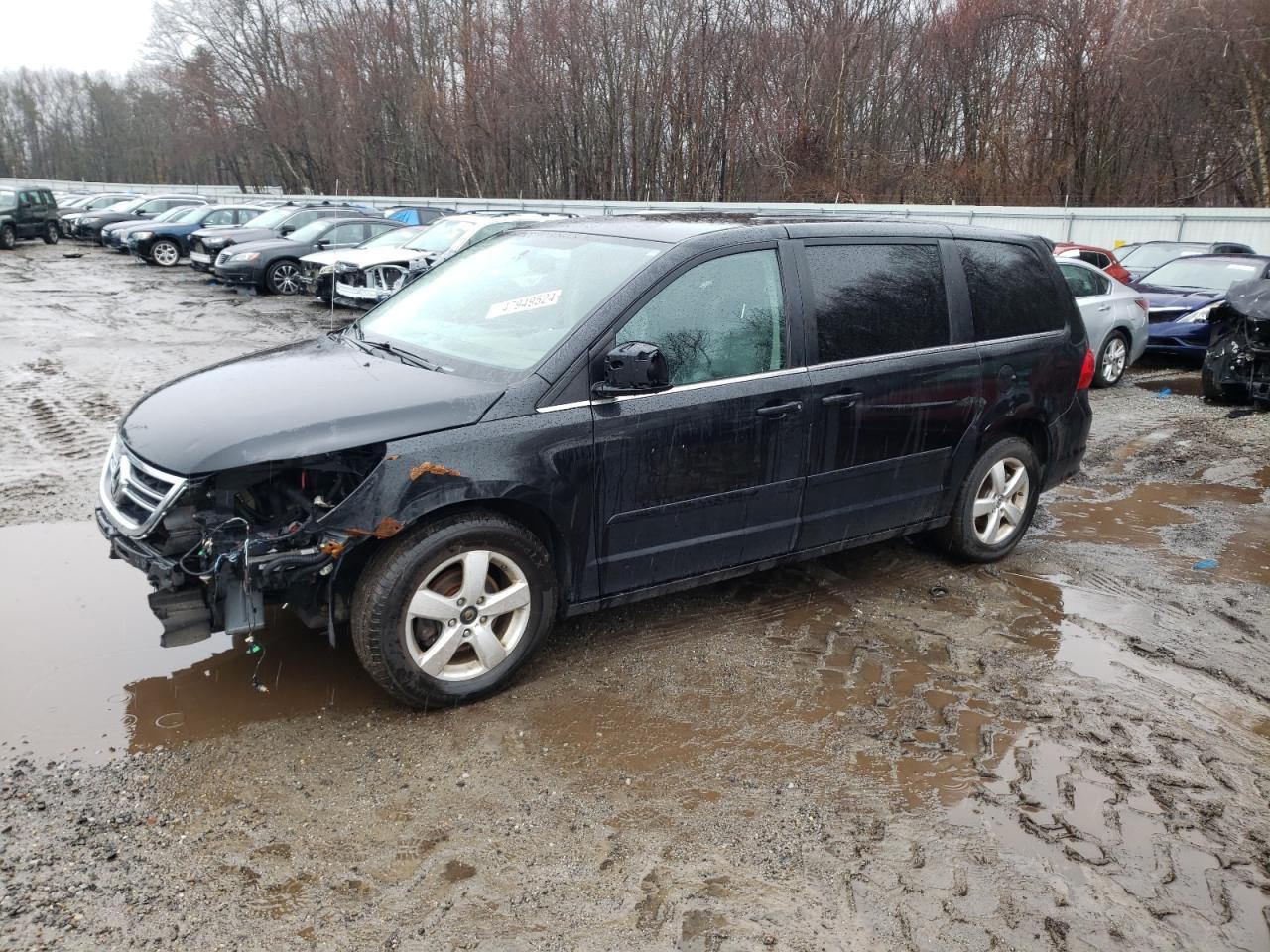 2010 VOLKSWAGEN ROUTAN SE