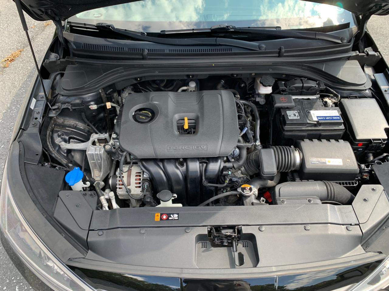 2019 HYUNDAI ELANTRA SE - Image 7
