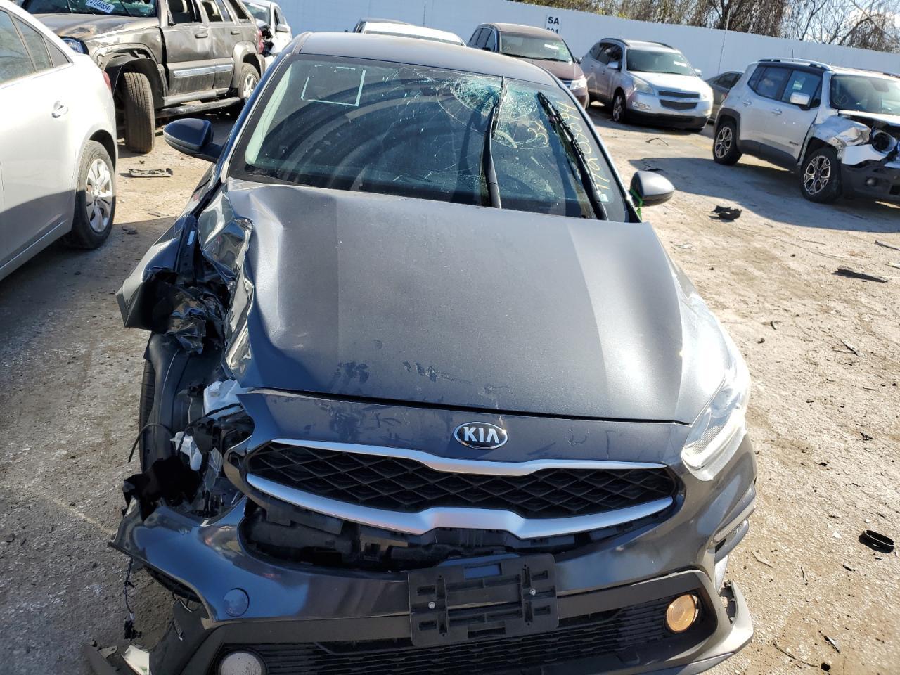 2021 KIA FORTE FE - Image 5