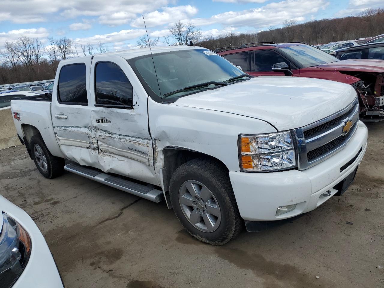 2013 CHEVROLET SILVERADO - Image 4