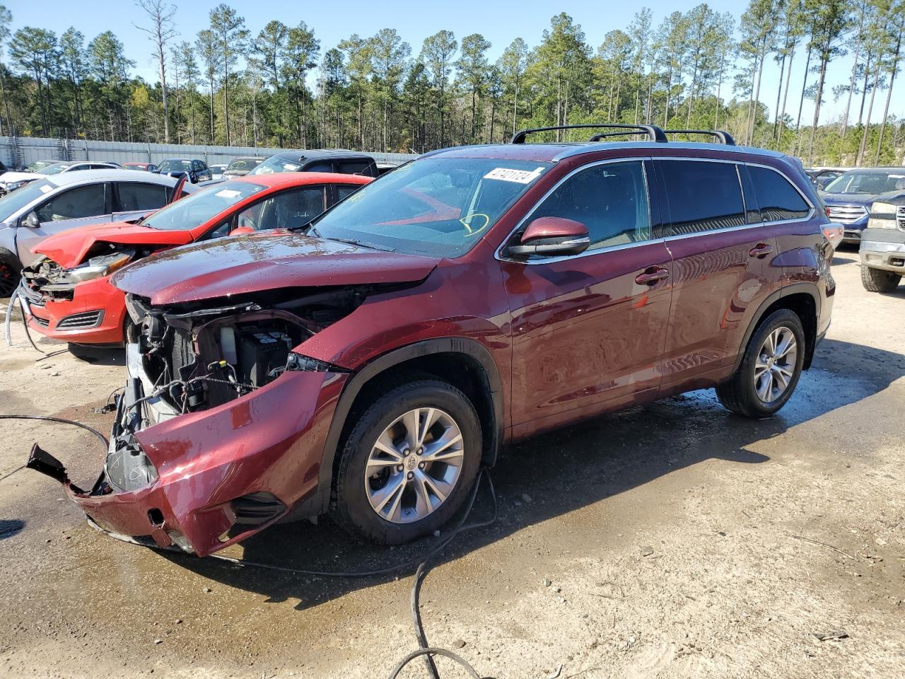 2015 TOYOTA HIGHLANDER car image