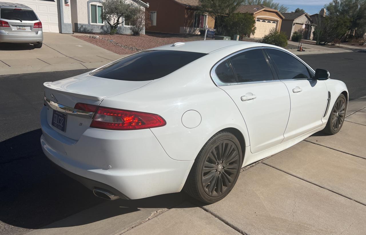 2011 JAGUAR XF - Image 4