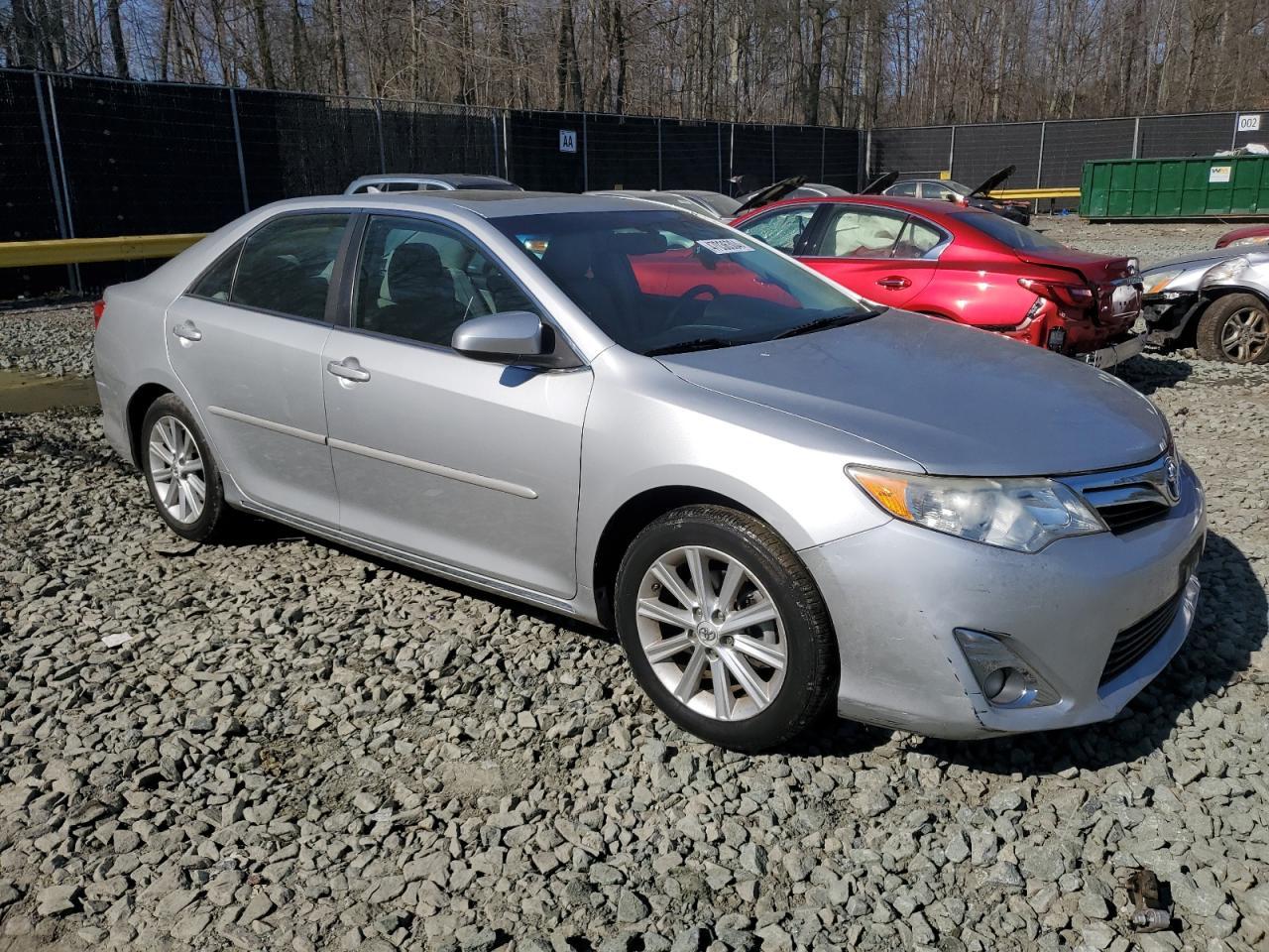 2012 TOYOTA CAMRY SE - Фото 4