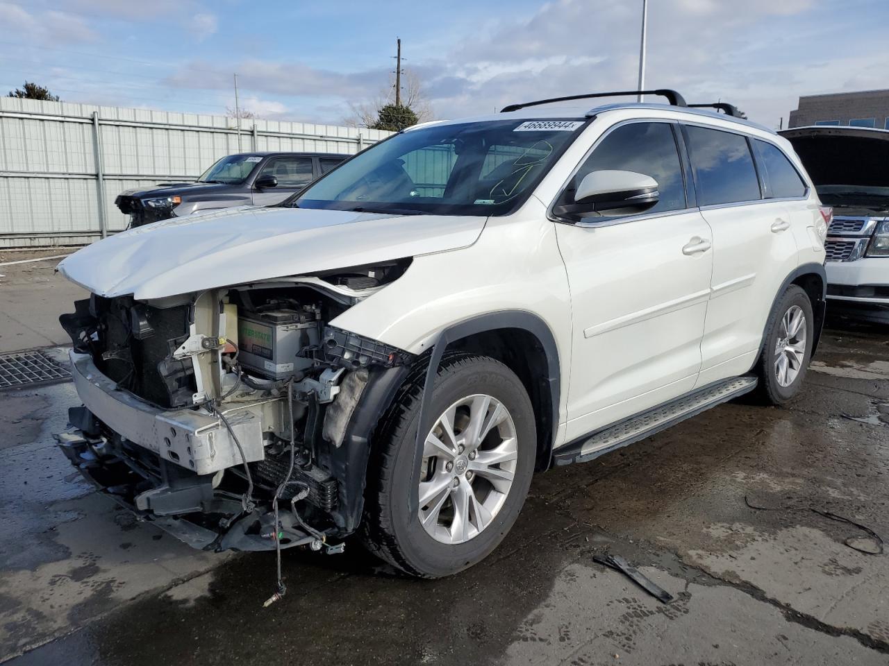 2015 TOYOTA HIGHLANDER