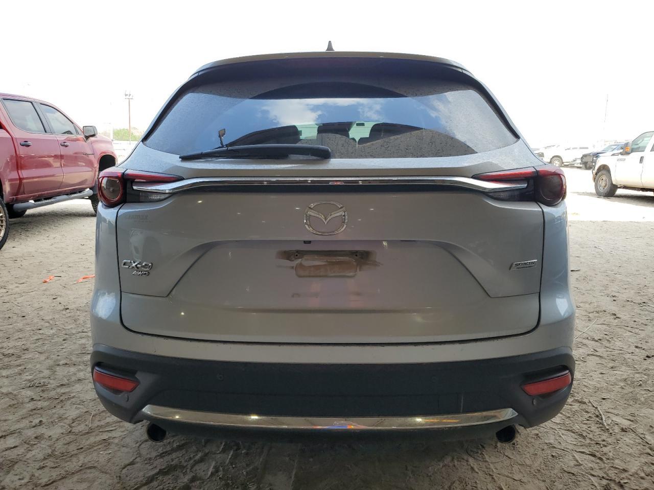 2017 MAZDA CX-9 SIGNA - Image 6