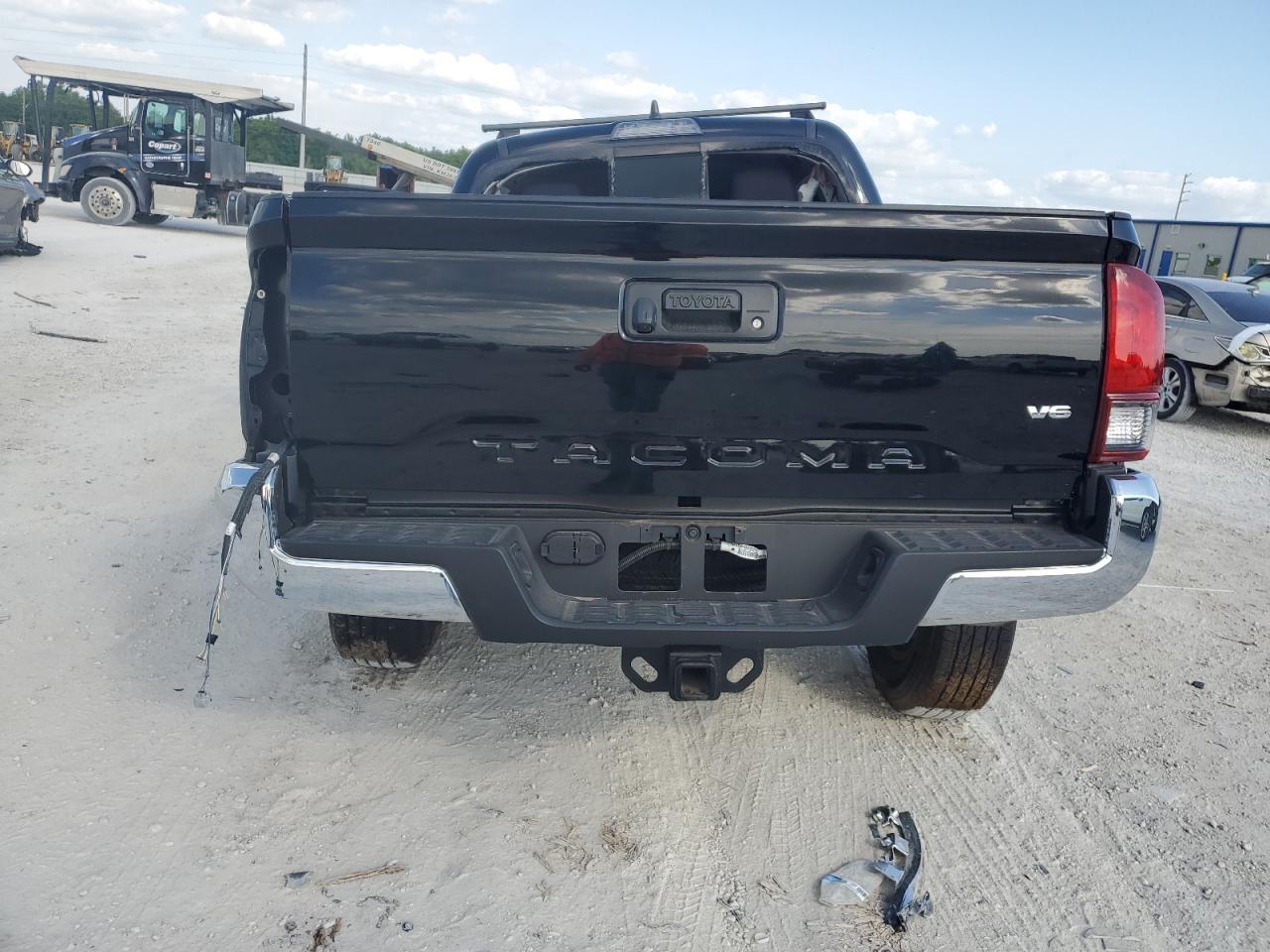 2023 TOYOTA TACOMA DOU - Фото 6