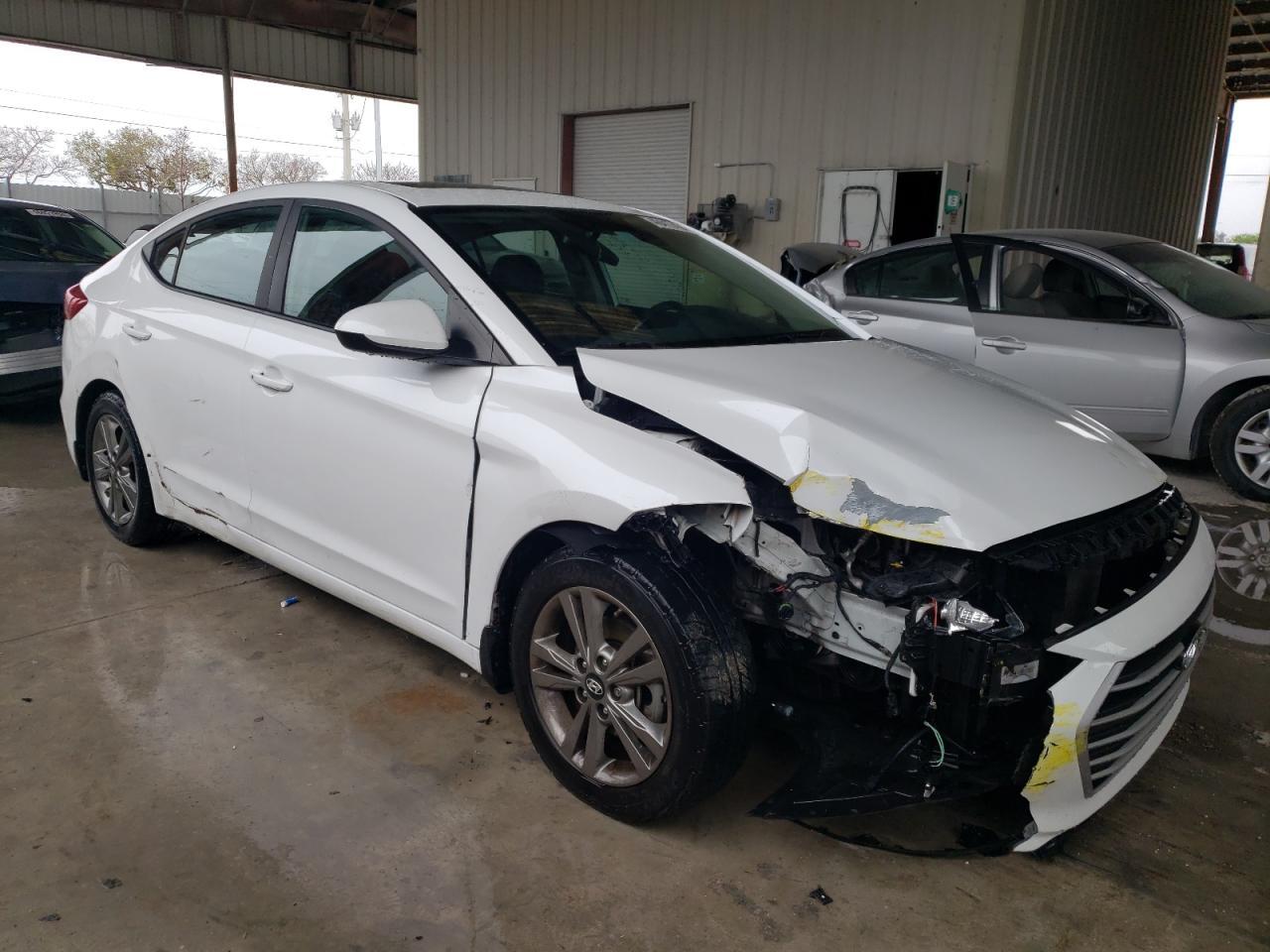 2017 HYUNDAI ELANTRA SE - Фото 4