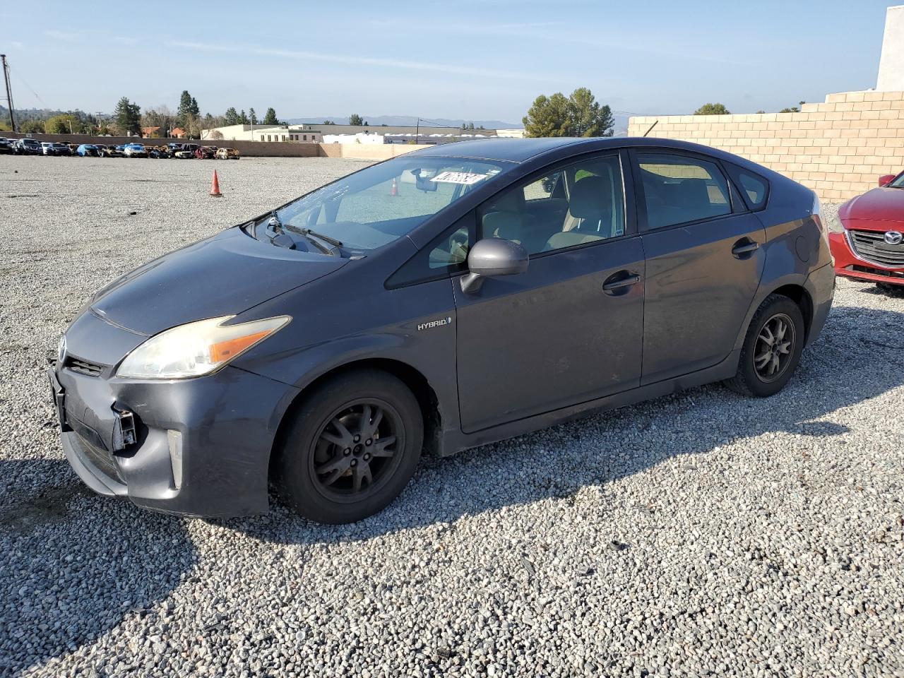 2014 TOYOTA PRIUS car image