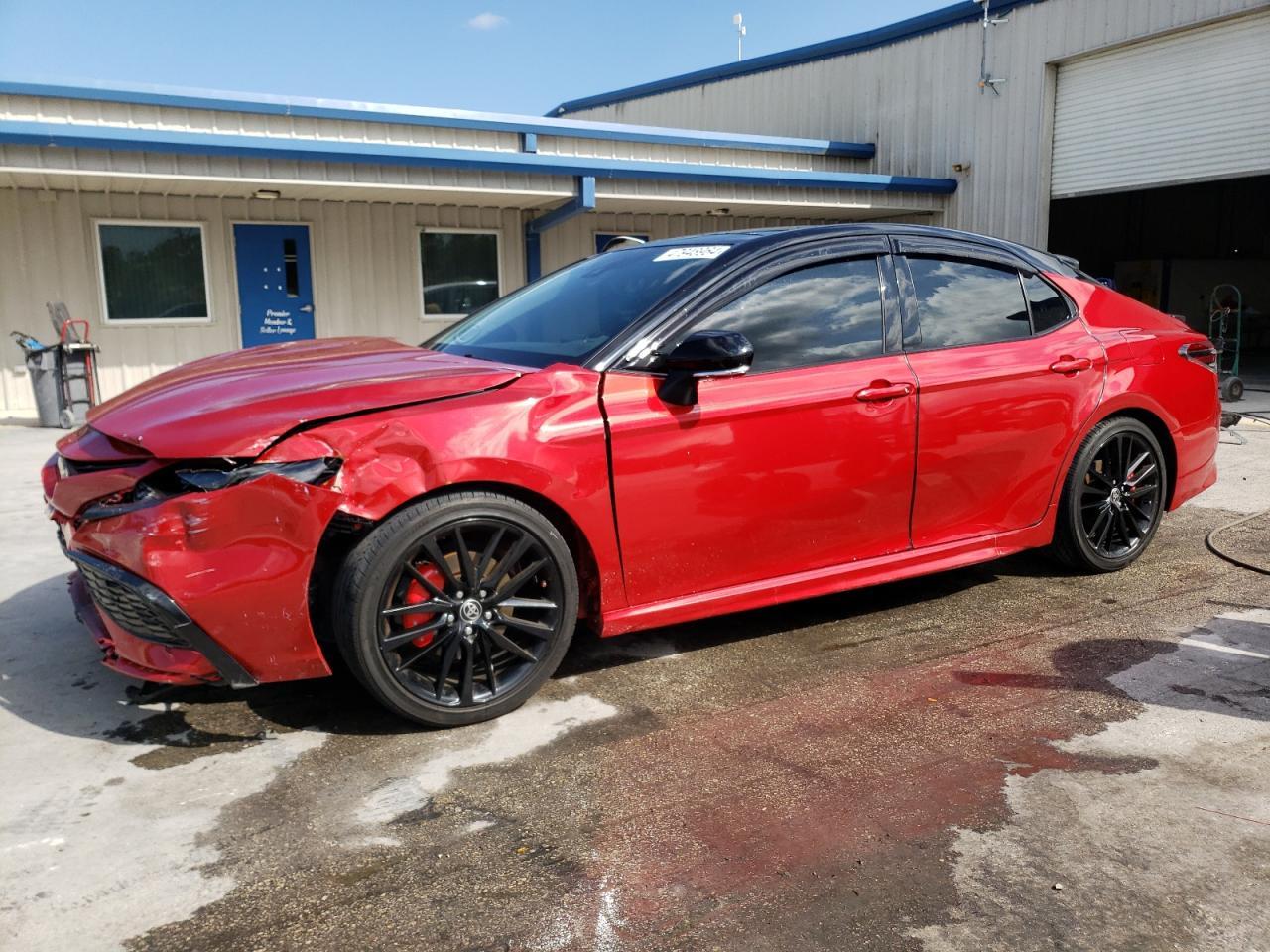 2021 TOYOTA CAMRY XSE