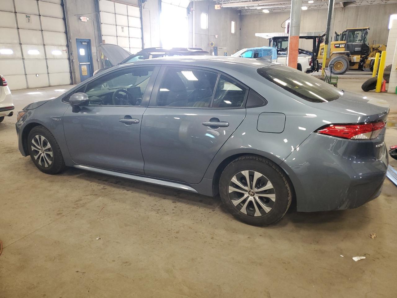 2020 TOYOTA COROLLA LE - Image 2