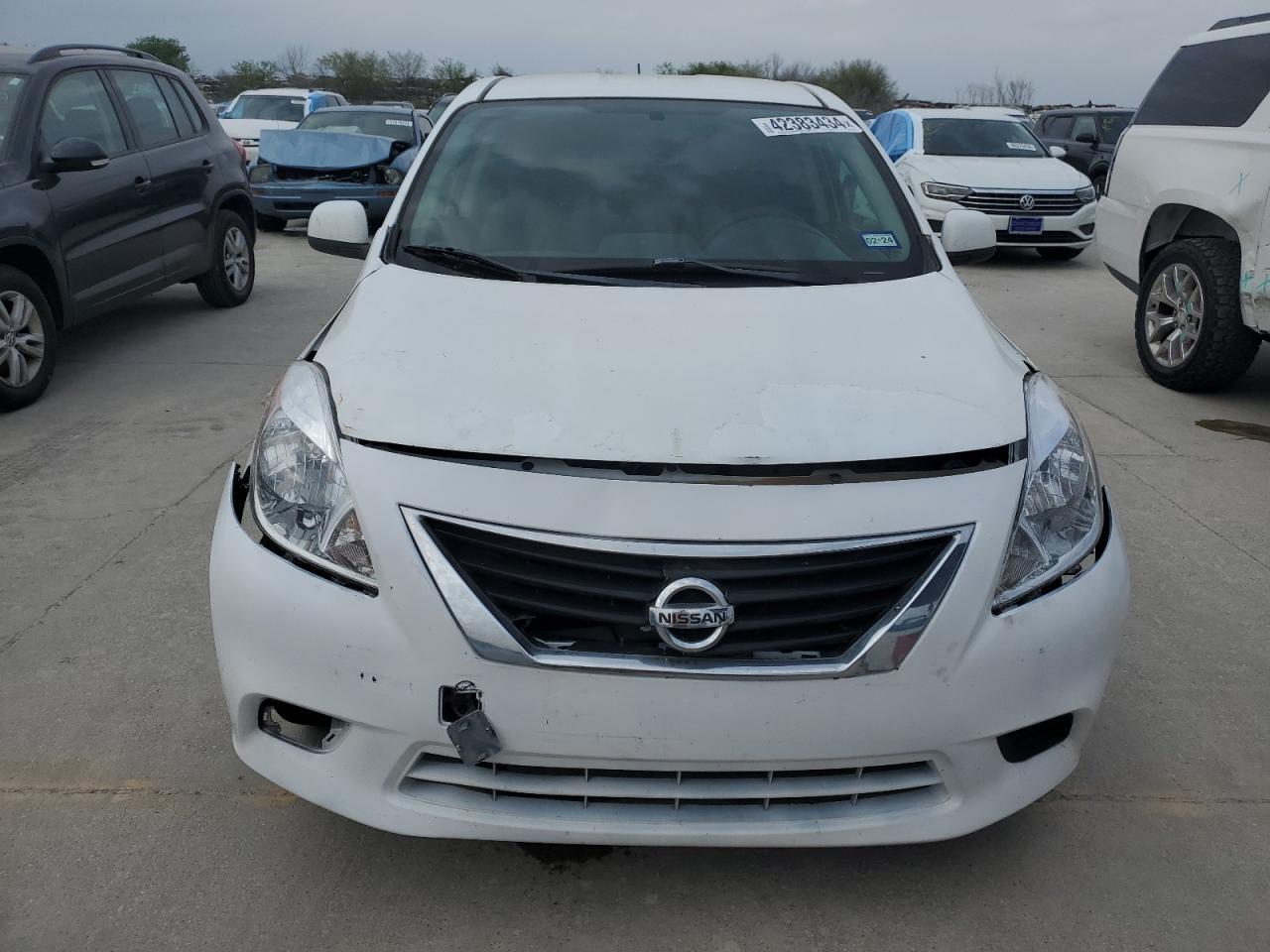 2014 NISSAN VERSA - Image 5