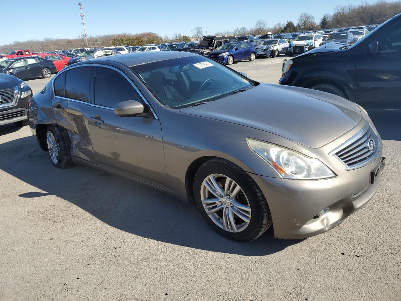2012 INFINITI G37 - Image 4