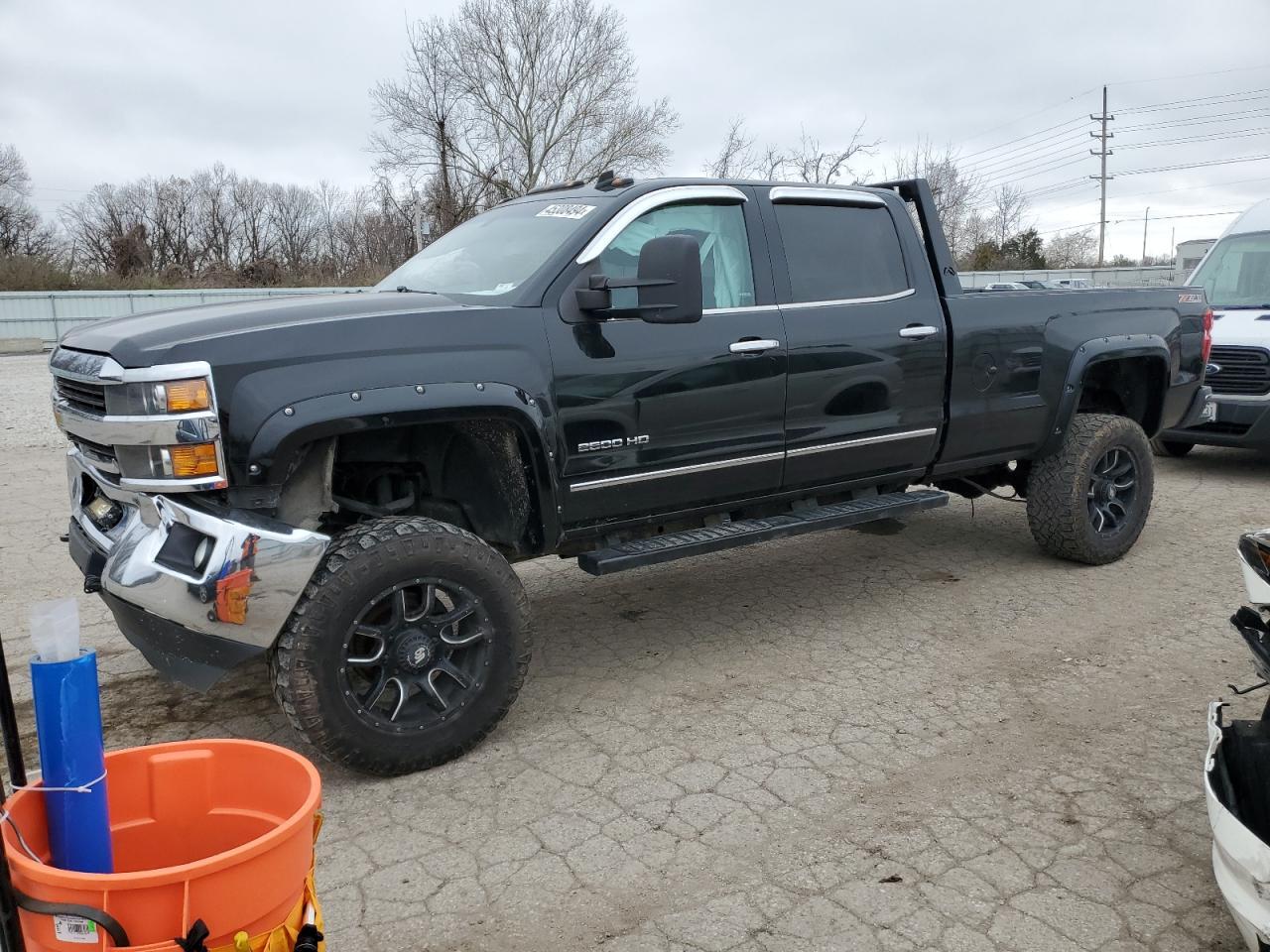 2015 CHEVROLET SILVERADO car image