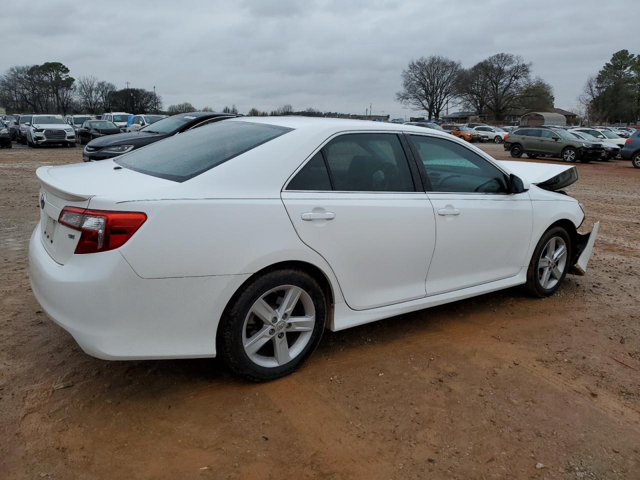 2012 TOYOTA CAMRY BASE - Фото 3