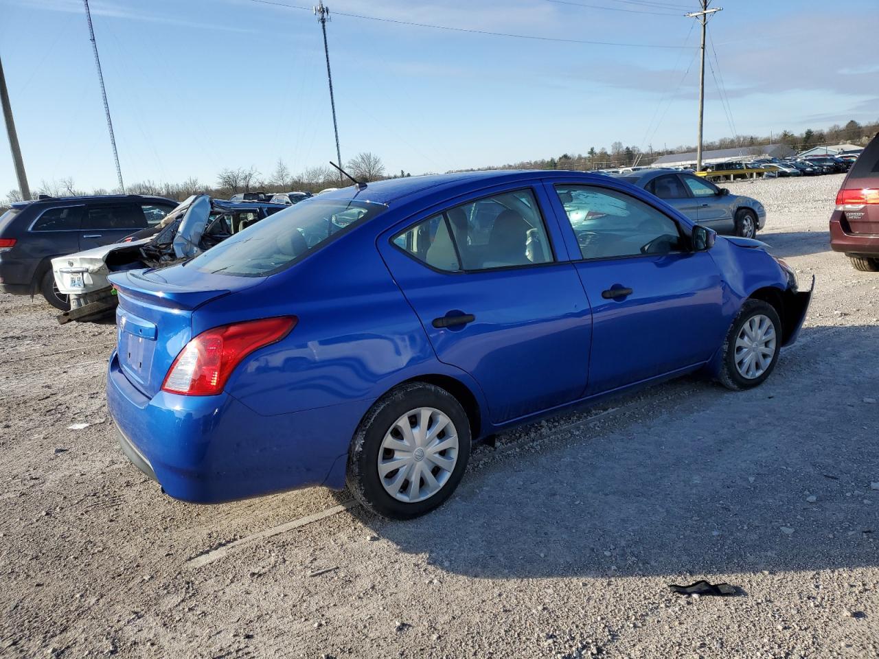 2016 NISSAN VERSA S - Фото 3