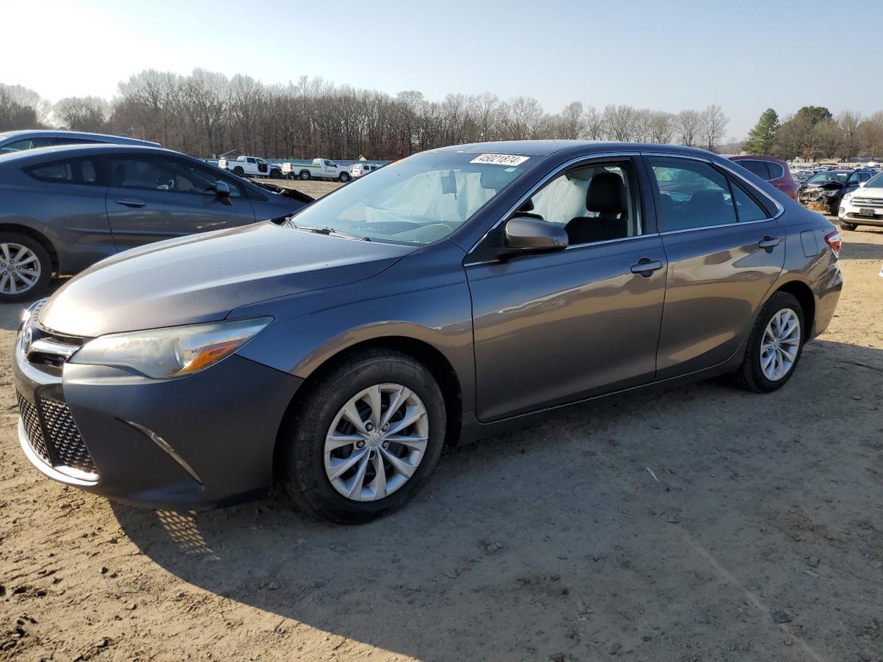 2016 TOYOTA CAMRY LE car image