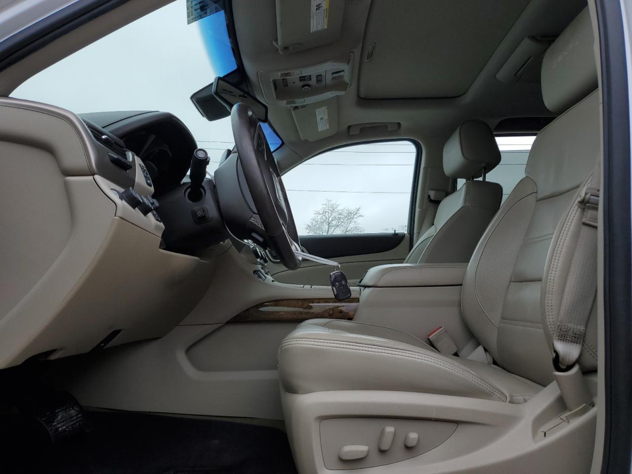 2016 GMC YUKON XL D - Image 7
