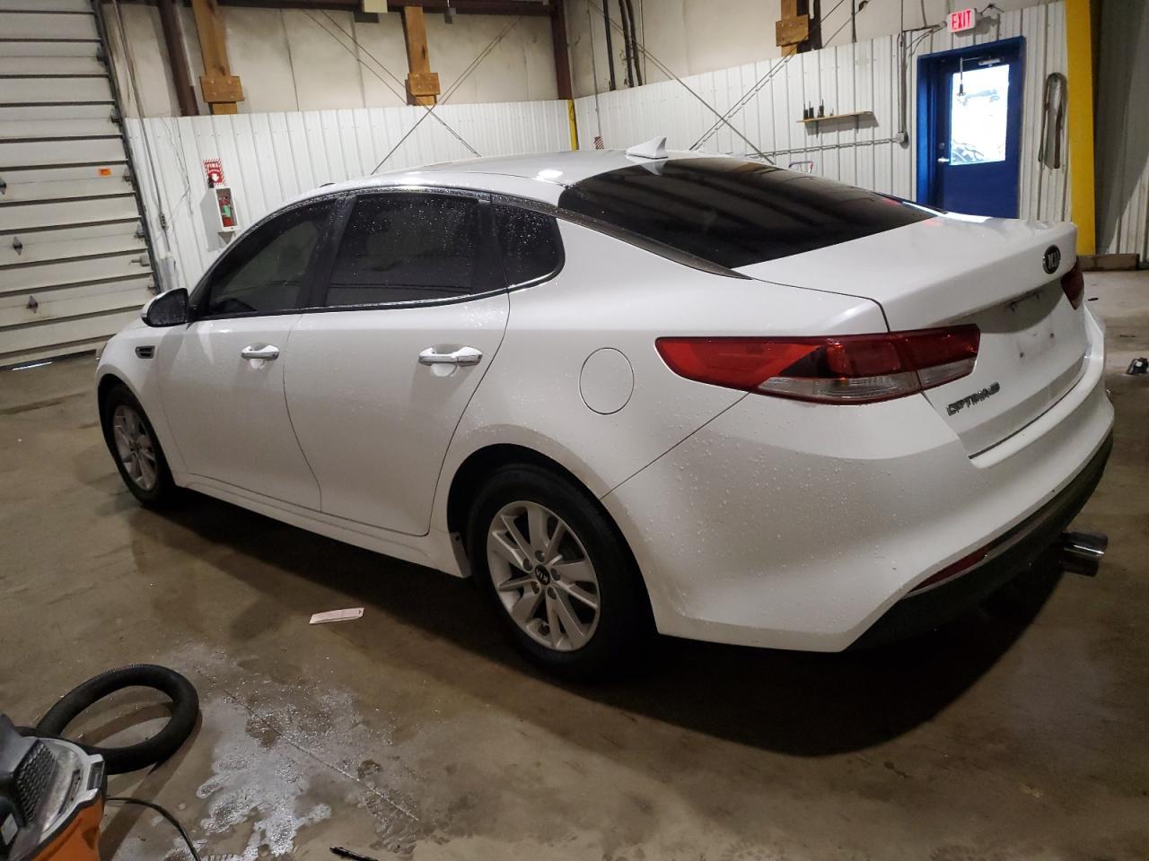 2016 KIA OPTIMA LX - Image 2