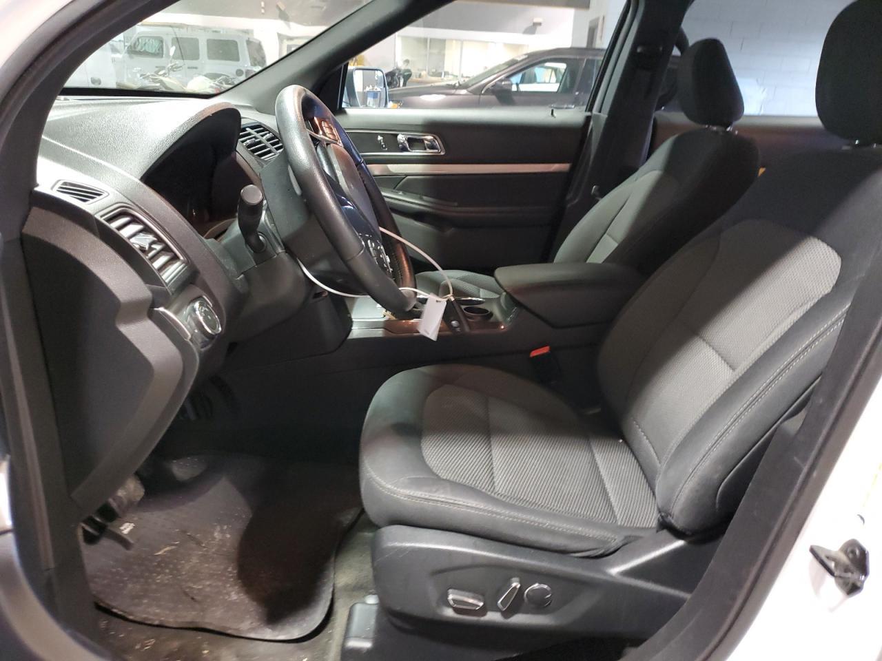 2018 FORD EXPLORER X - Фото 7
