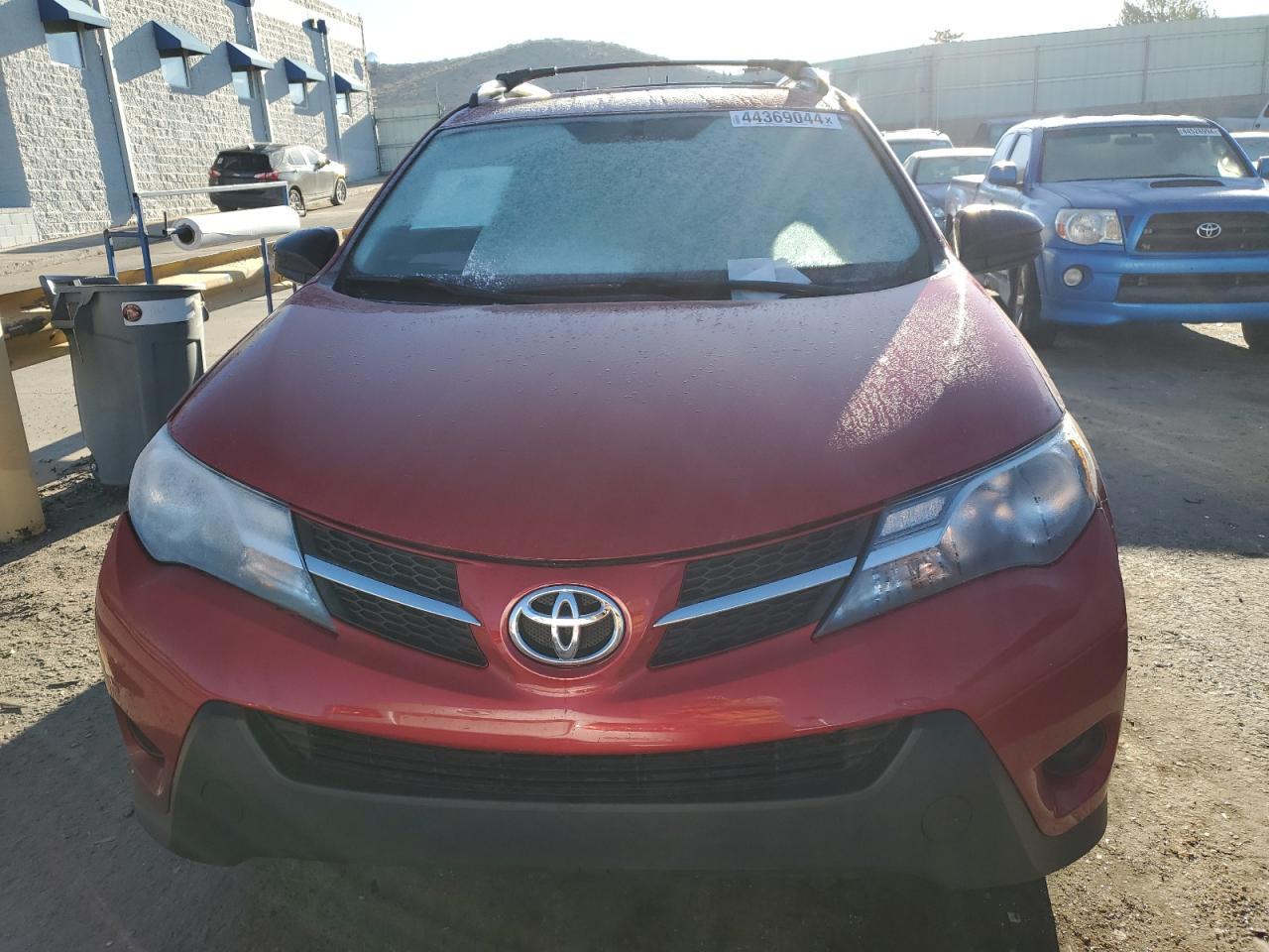 2014 TOYOTA RAV4 LE - Фото 5