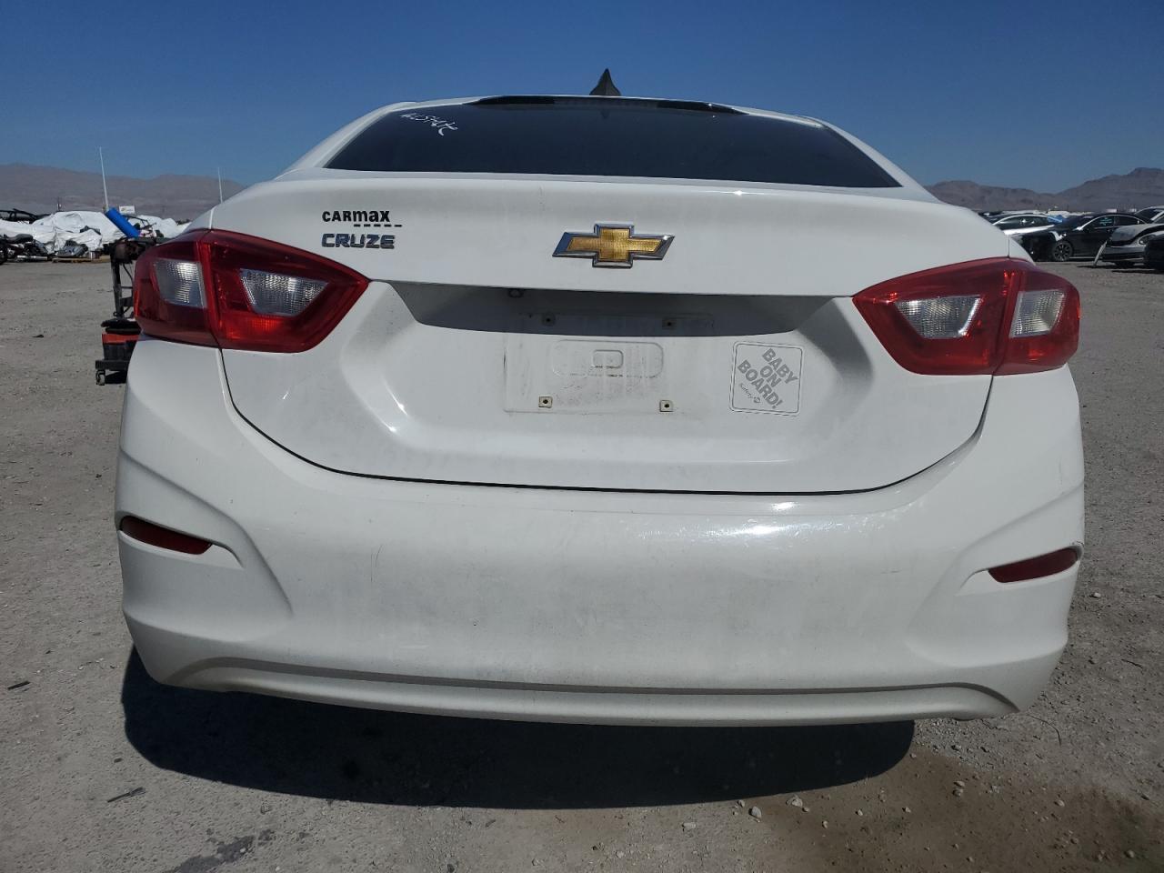 2017 CHEVROLET CRUZE LS - Image 6