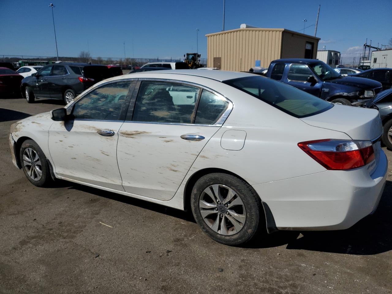 2014 HONDA ACCORD LX - Фото 2