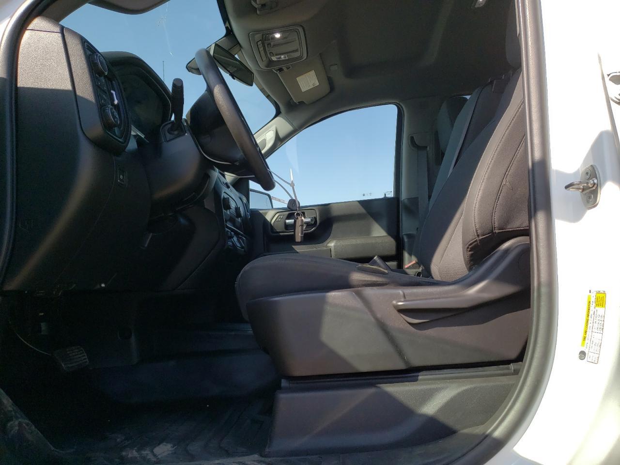 2021 CHEVROLET SILVERADO - Фото 7