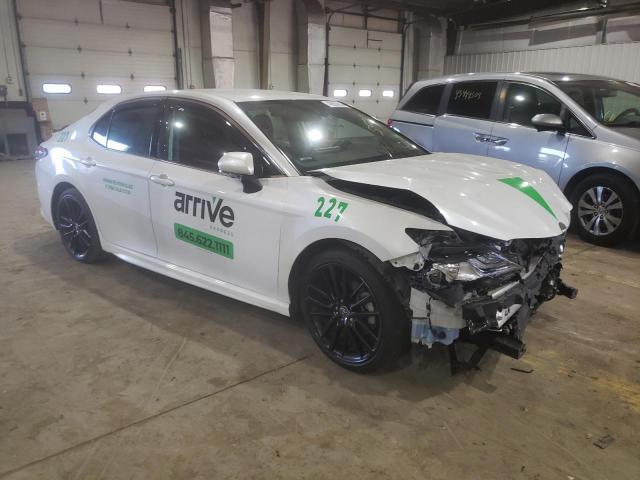 2022 Toyota Camry Xse - Фото 4