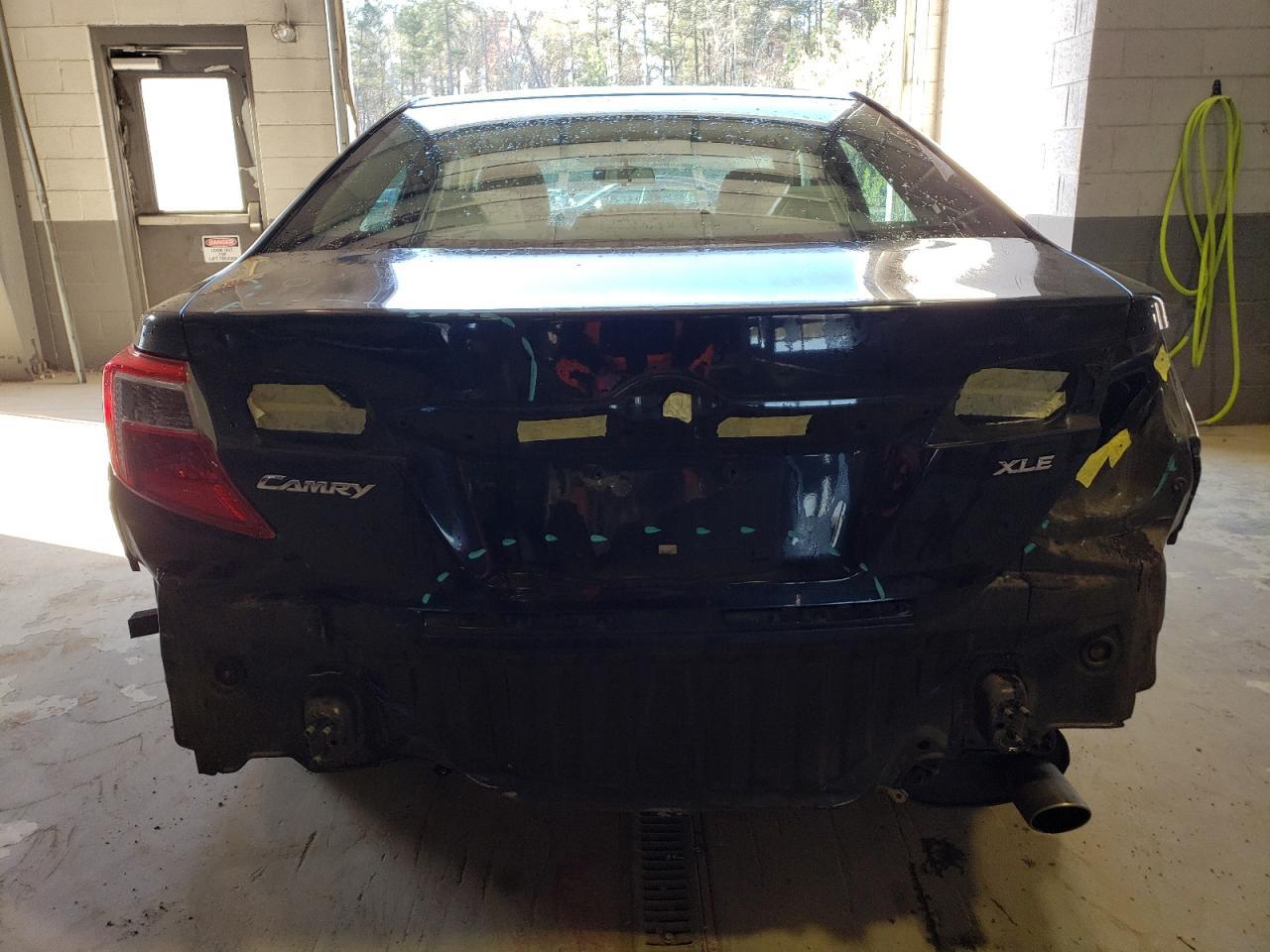 2014 TOYOTA CAMRY L - Image 6