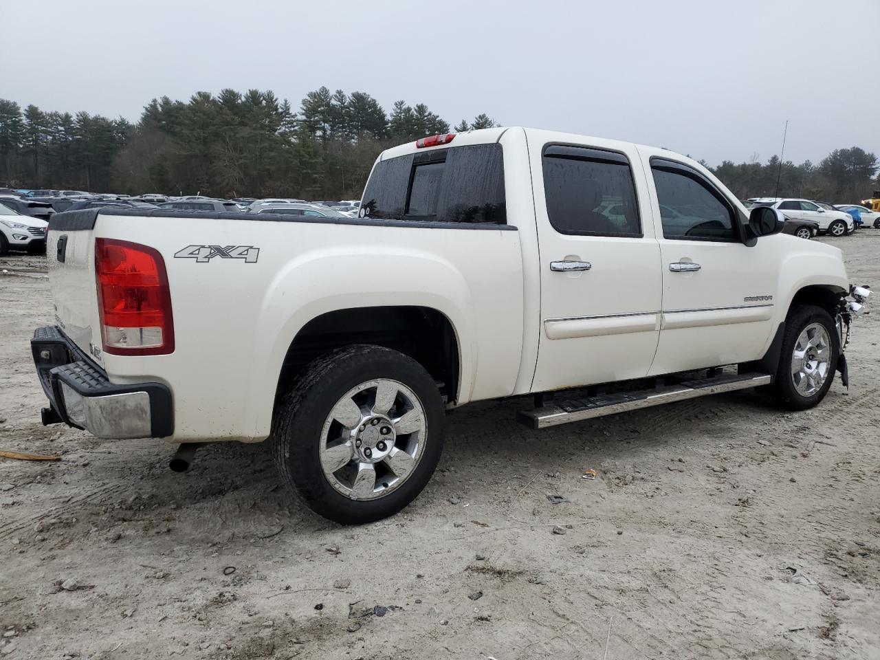 2011 GMC SIERRA K15 - Image 3